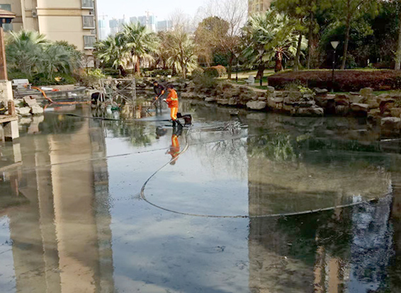 名山景观池淤泥清理